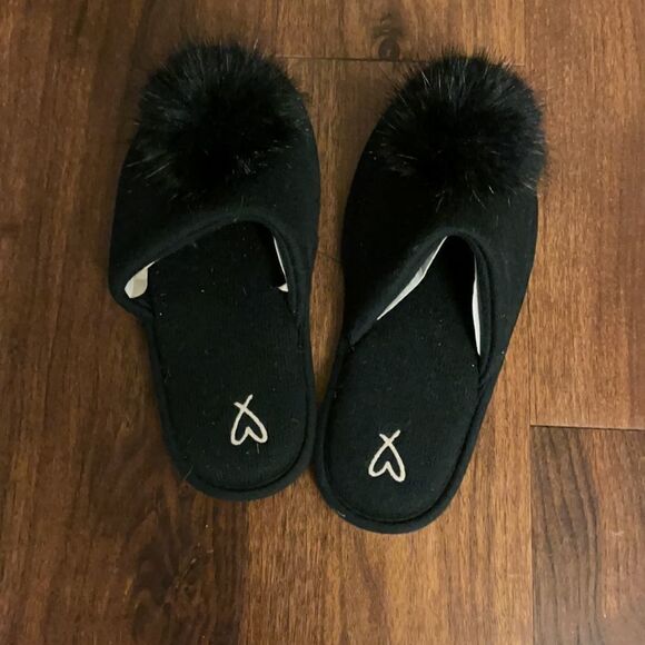 Victoria Secret Women’s Black Slide on Slippers Size Small New - Picture 3 of 5